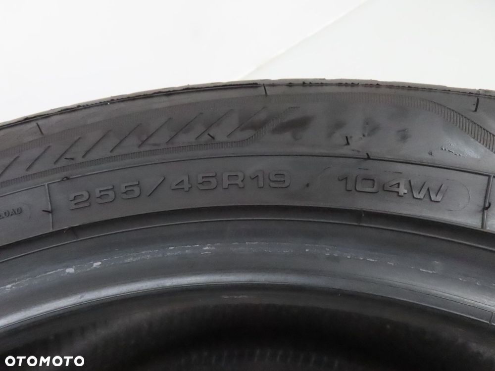 255/45R19 OPONA CAŁOROCZNA Goodyear Vector 4Seasons Gen-3 104W XL - 5