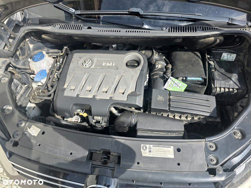 Volkswagen Touran 2.0 TDI DPF BlueMotion Technology DSG Cup - 13