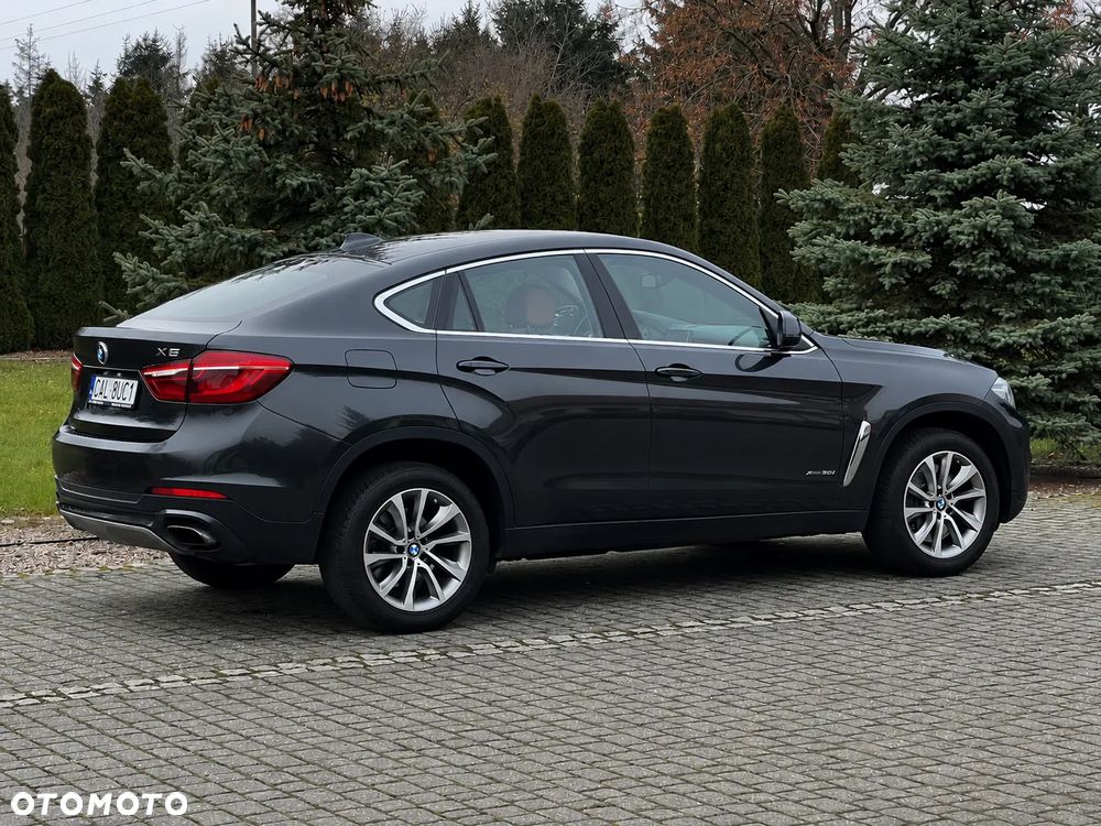 BMW X6 xDrive50i - 6