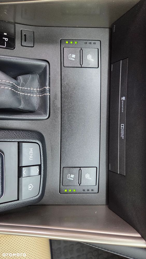 Lexus IS 300h Prestige - 22