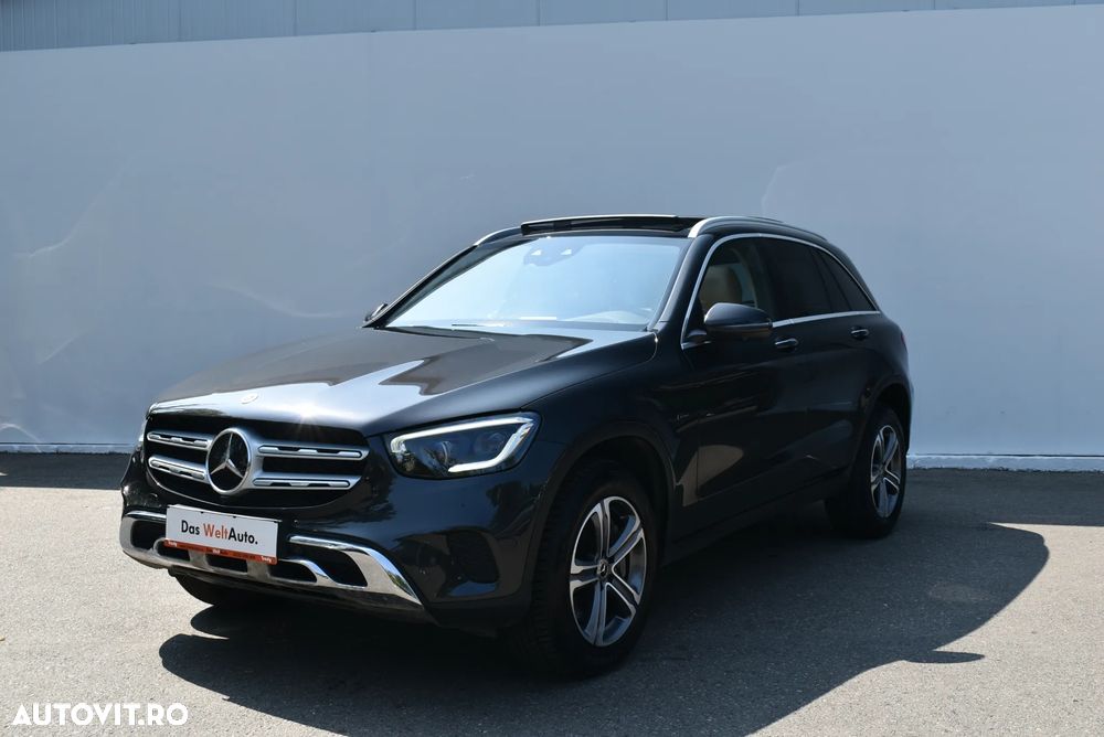 Mercedes-Benz GLC 300 e 4MATIC - 1