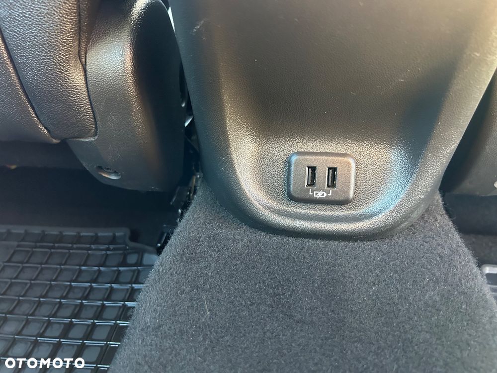 Opel Insignia 1.5 T Innovation S&S - 18