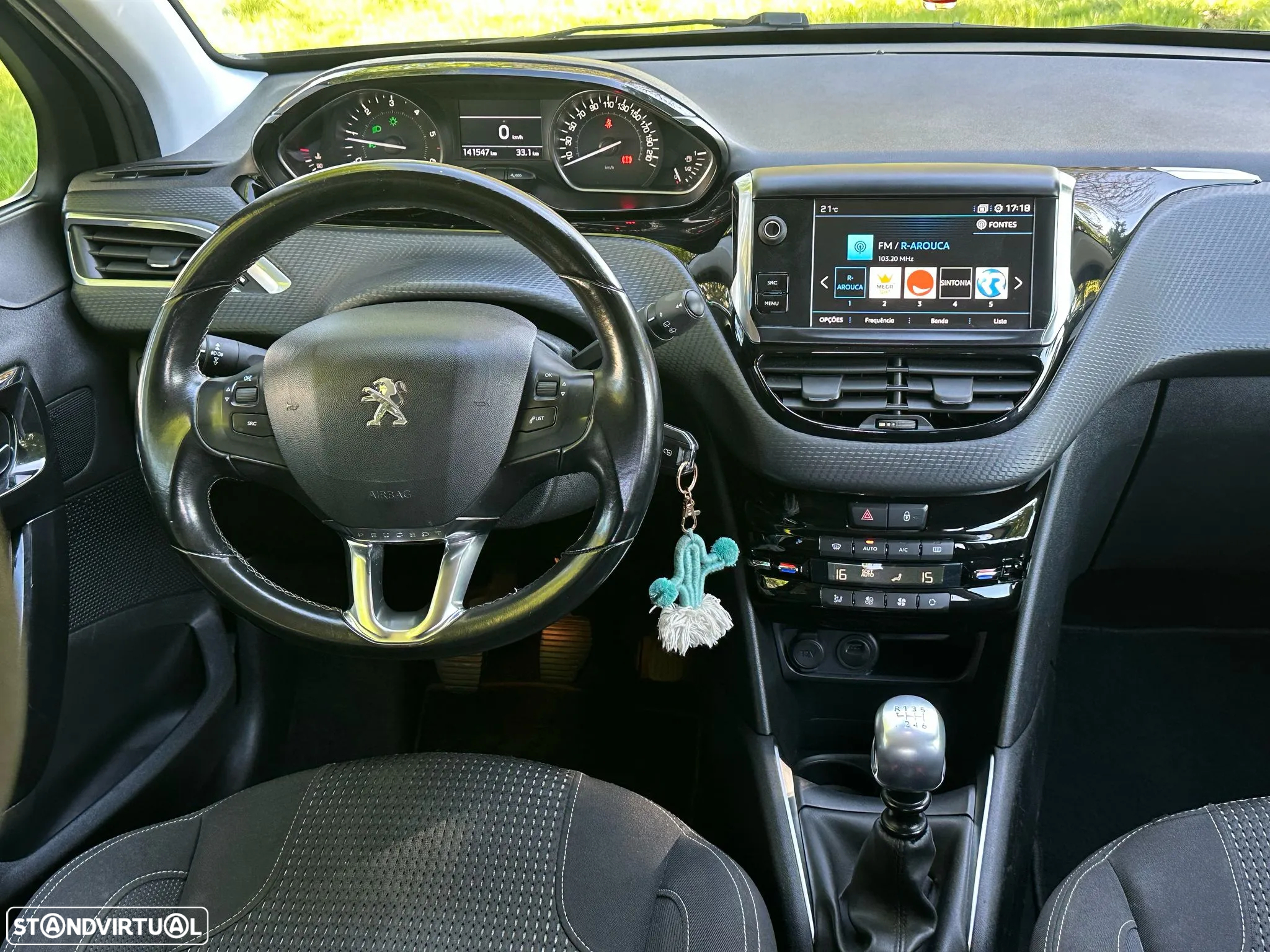 Peugeot 208 1.5 BlueHDi Signature - 17