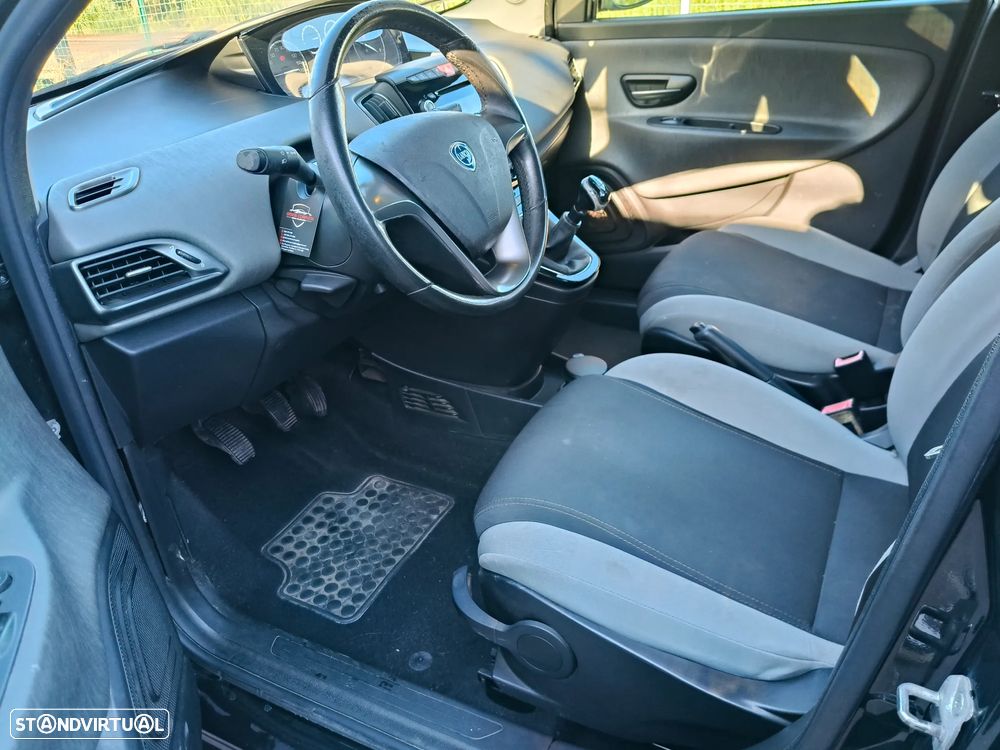 Lancia Ypsilon 1.3 M-jet S&S Silver - 5