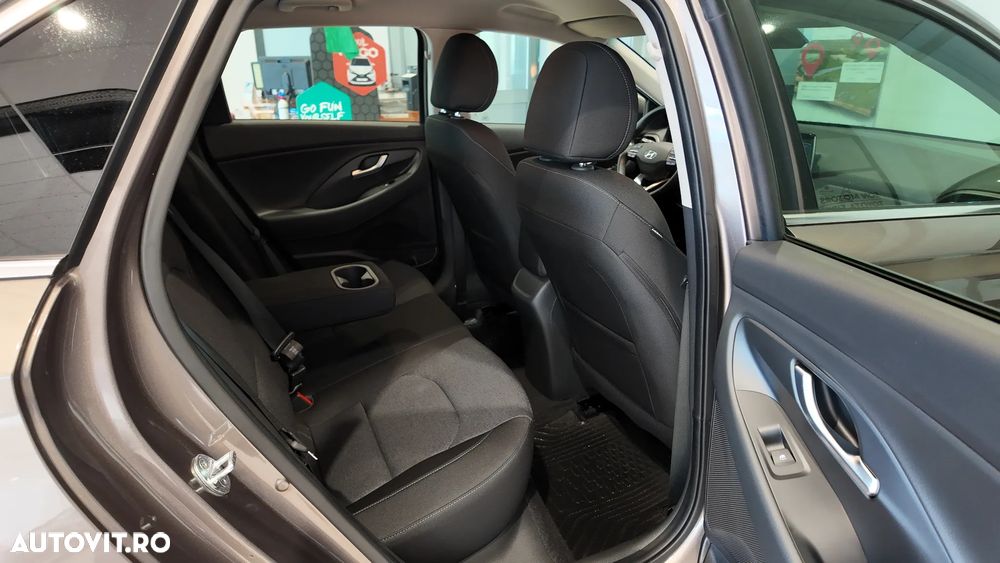 Hyundai i30 1.5 110CP M/T Highway - 33
