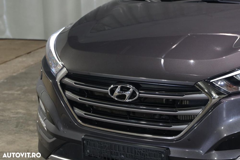 Hyundai Tucson 2.0 CRDI 4WD Automatik Advantage - 10
