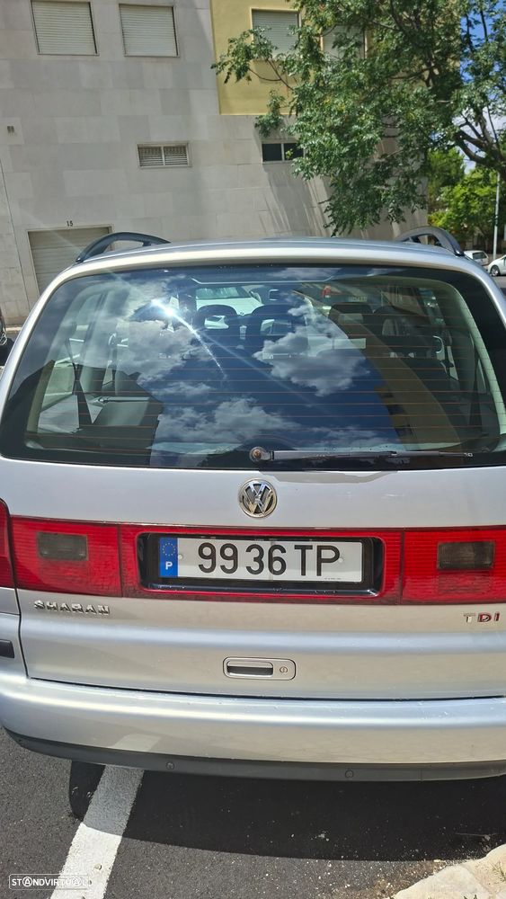 VW Sharan 1.9 TDi Confortline Tip - 4