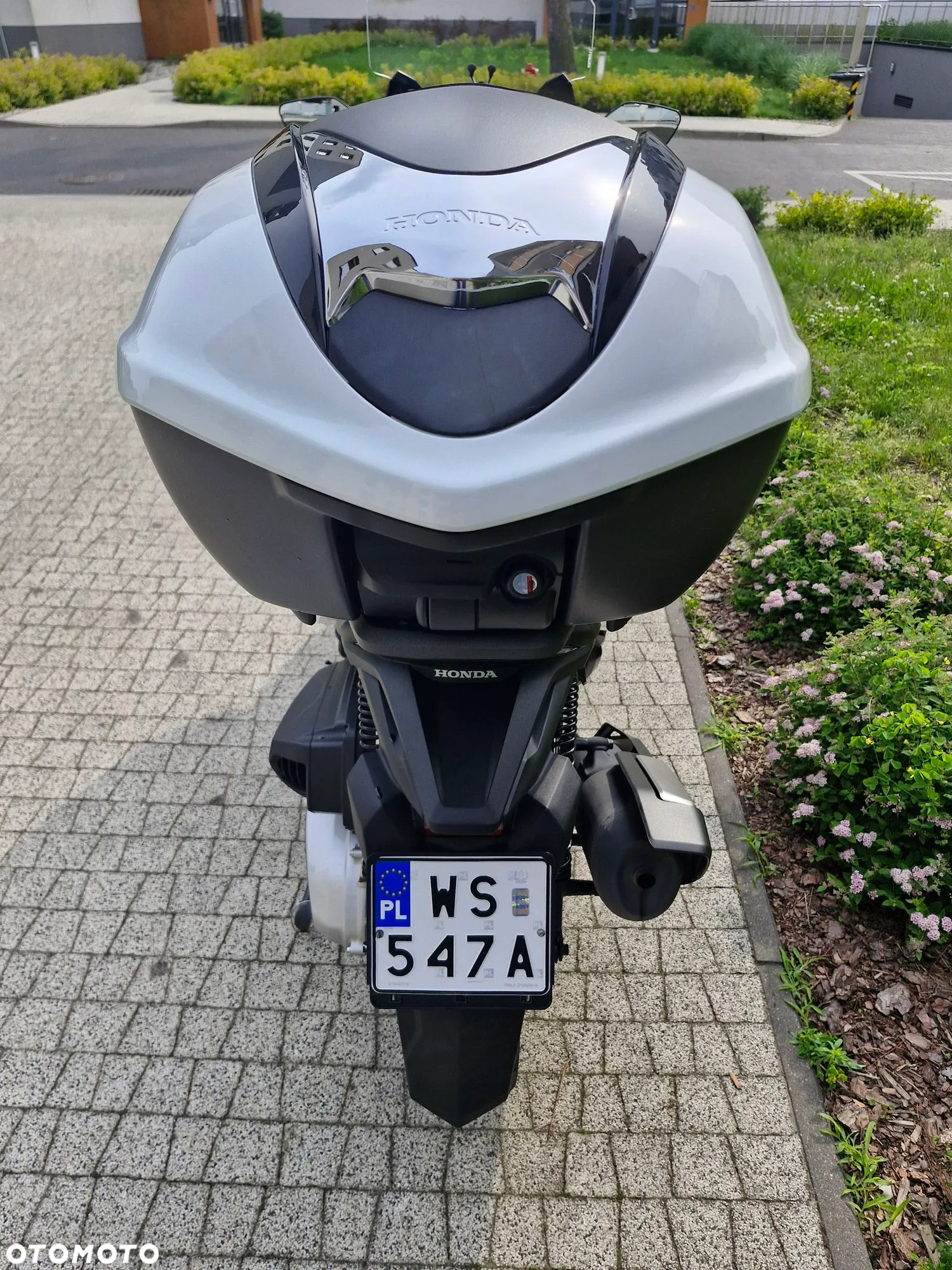 Honda NSS - 11