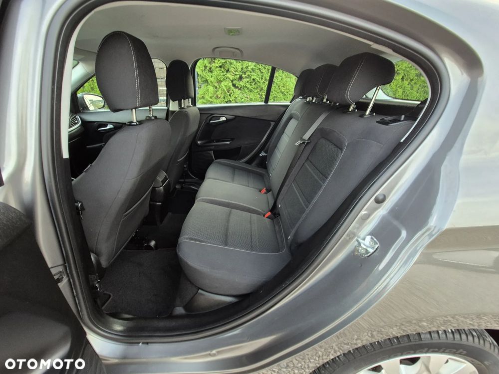 Fiat Tipo 1.4 T-Jet Business Line - 19