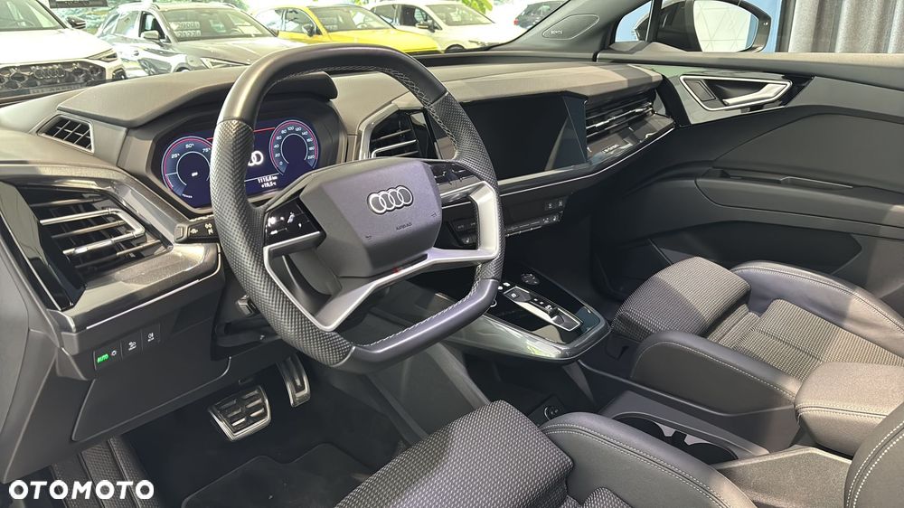 Audi Q4 e-tron - 10