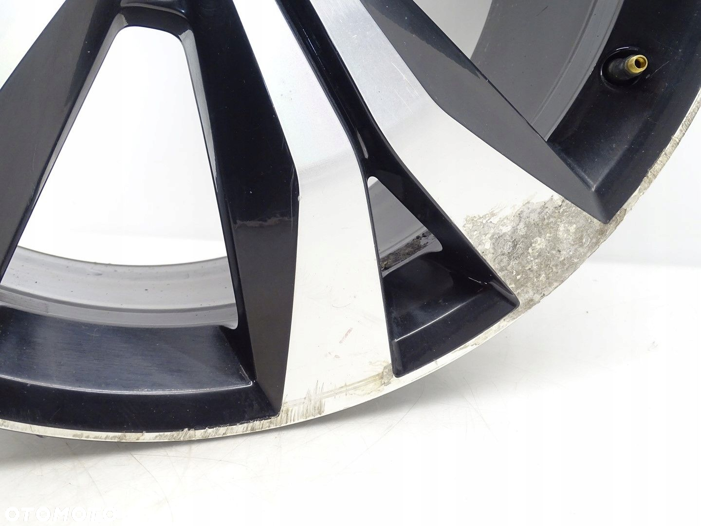 FELGA ALUFELGA R20 VW TOUAREG II 7P 7P6 5X130 9J ET57 7P6601025M - 7