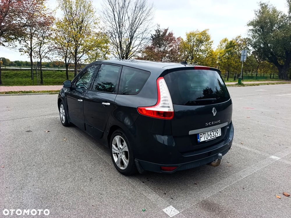 Renault Scenic - 18