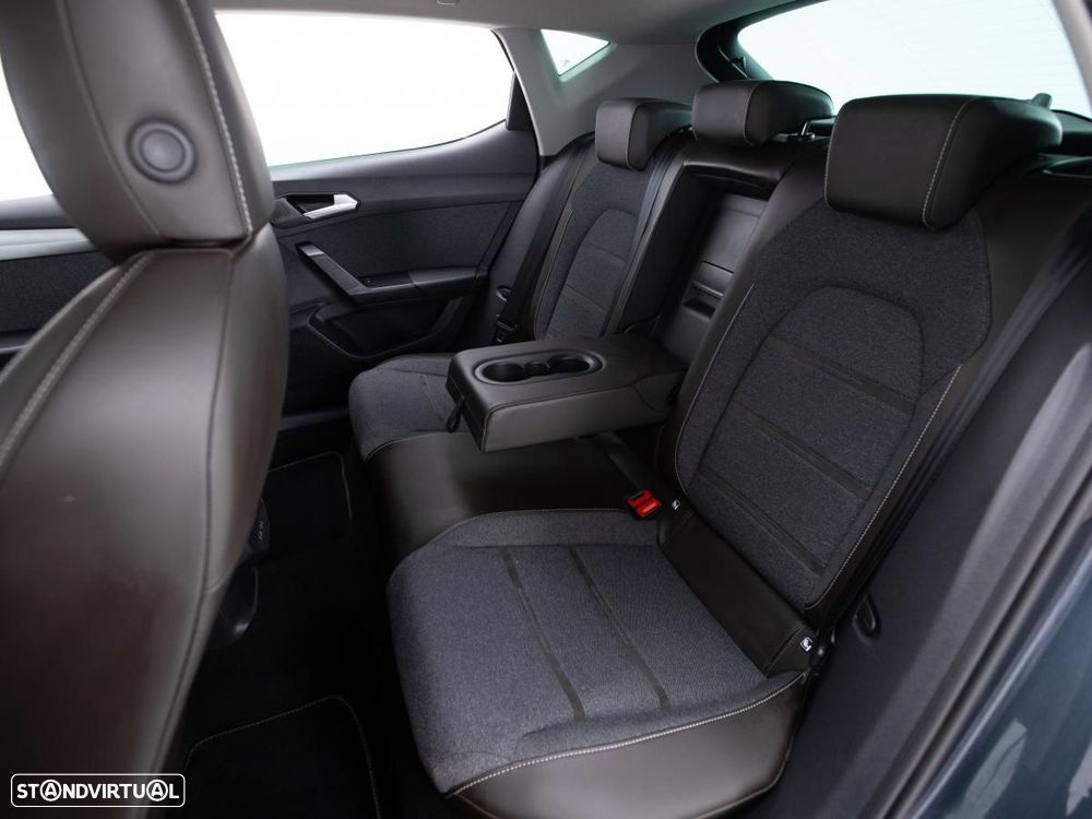 SEAT Leon 1.4 e-Hybrid Xcellence DSG - 10