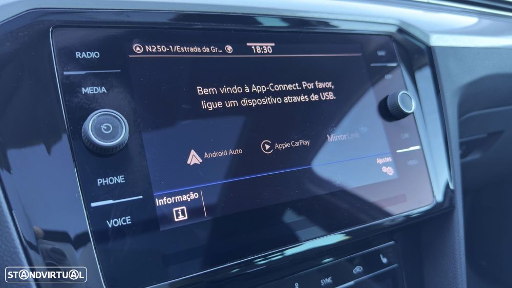 VW Passat Variant 2.0 TDI Business DSG - 22