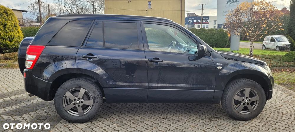Suzuki Grand Vitara 1.9 DDiS - 4