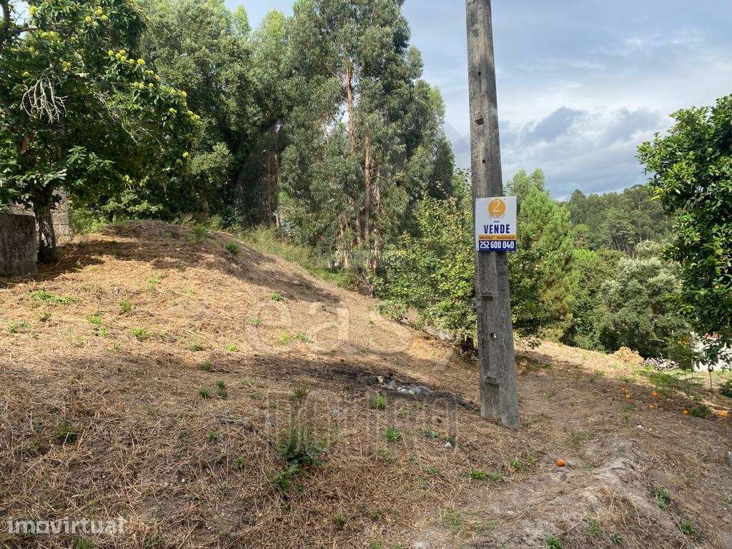 Terreno em Penafiel - Grande imagem: 3/27