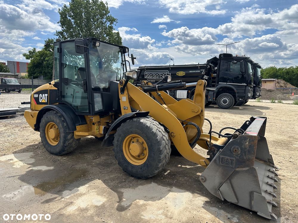 Caterpillar 906H - 5