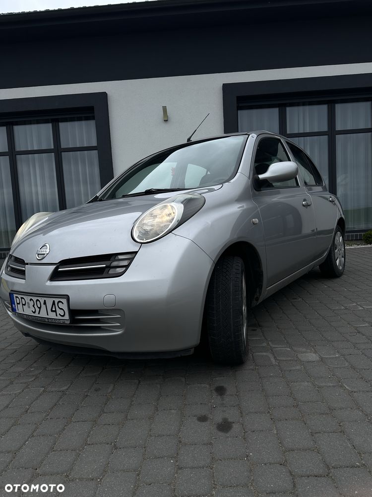 Nissan Micra - 1