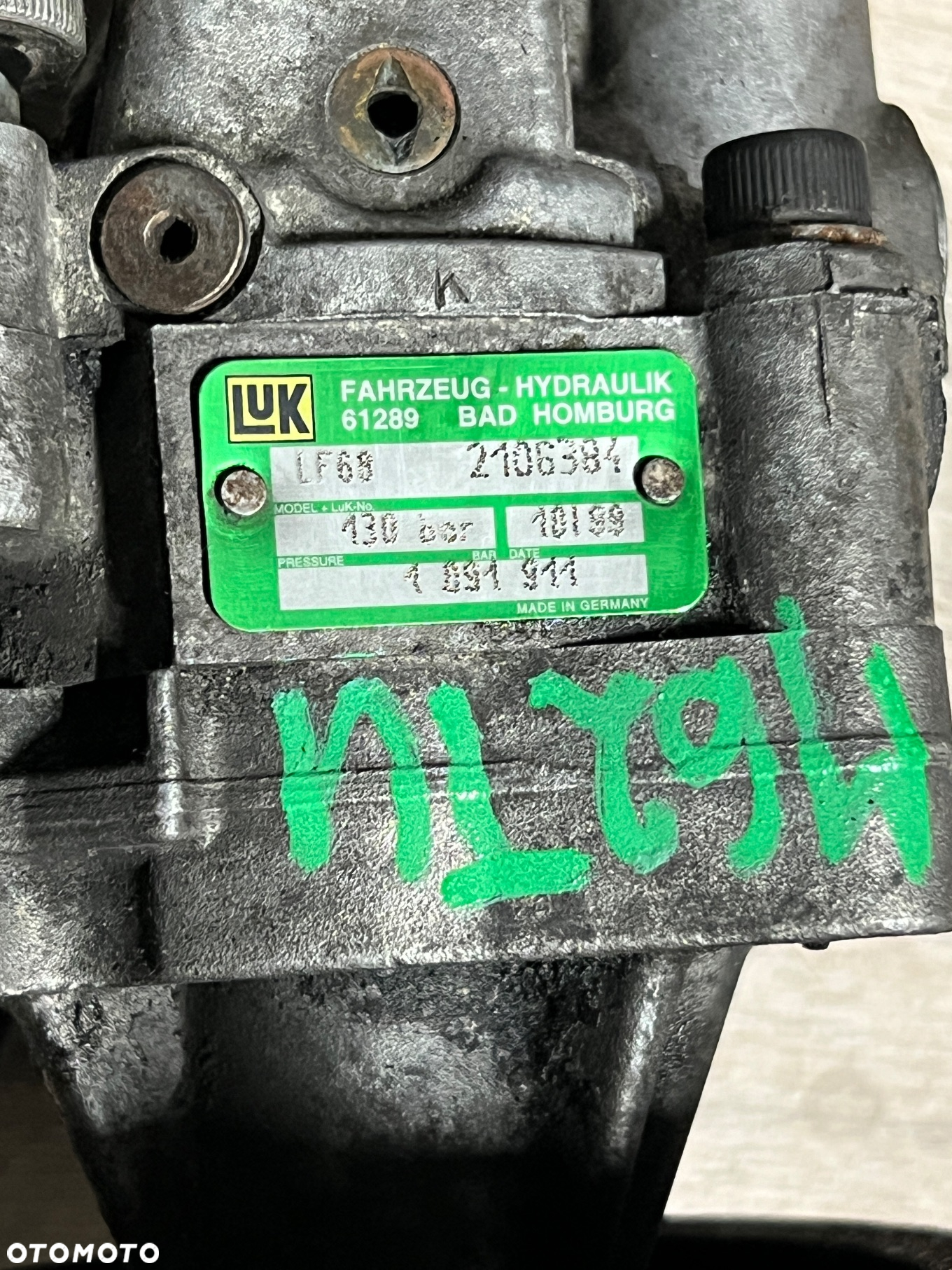 Pompa wspomagania V8  m60 m62tu 1091911 LF68 130Bar - 2