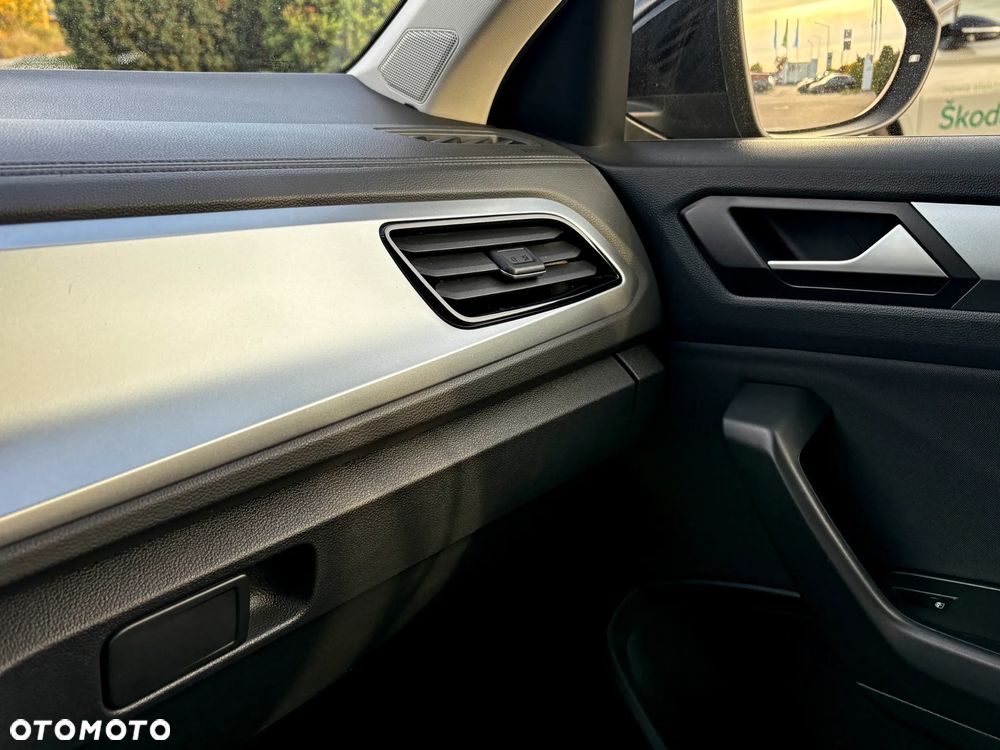 Volkswagen T-Roc 1.5 TSI Life DSG - 31