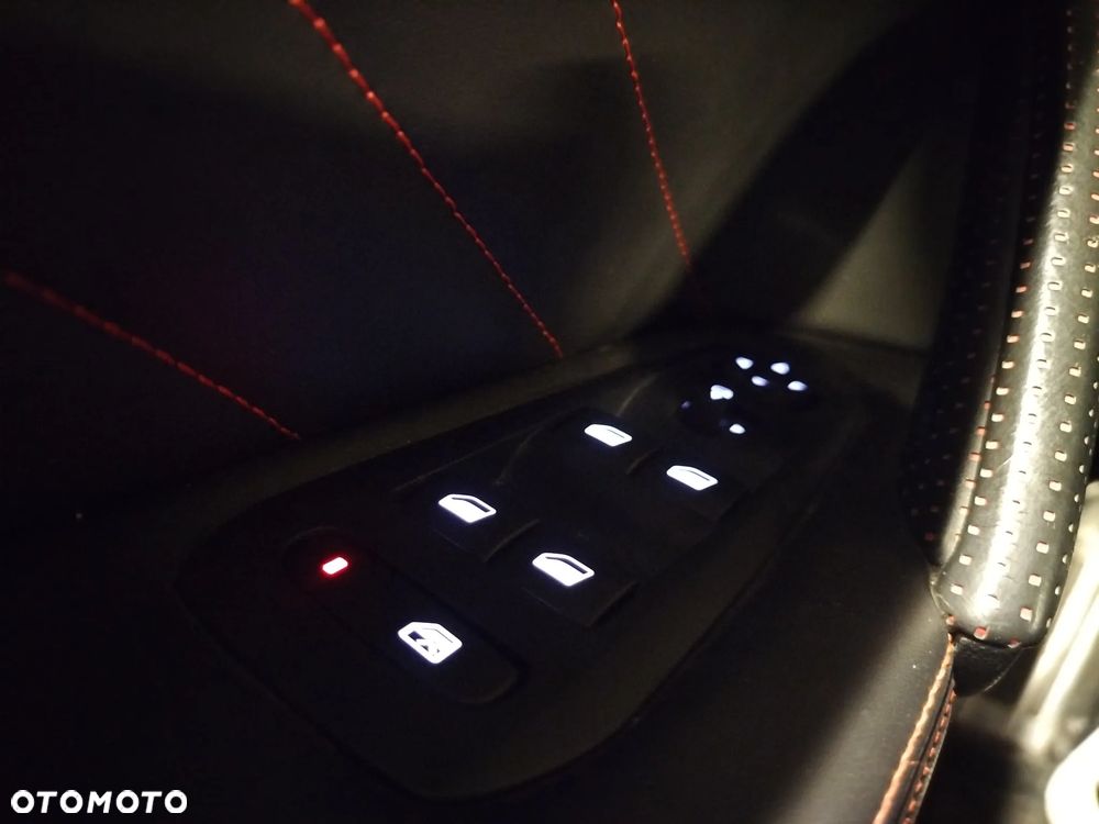 Peugeot 308 PureTech 130 GPF EAT8 Stop & Start Tech Edition - 9