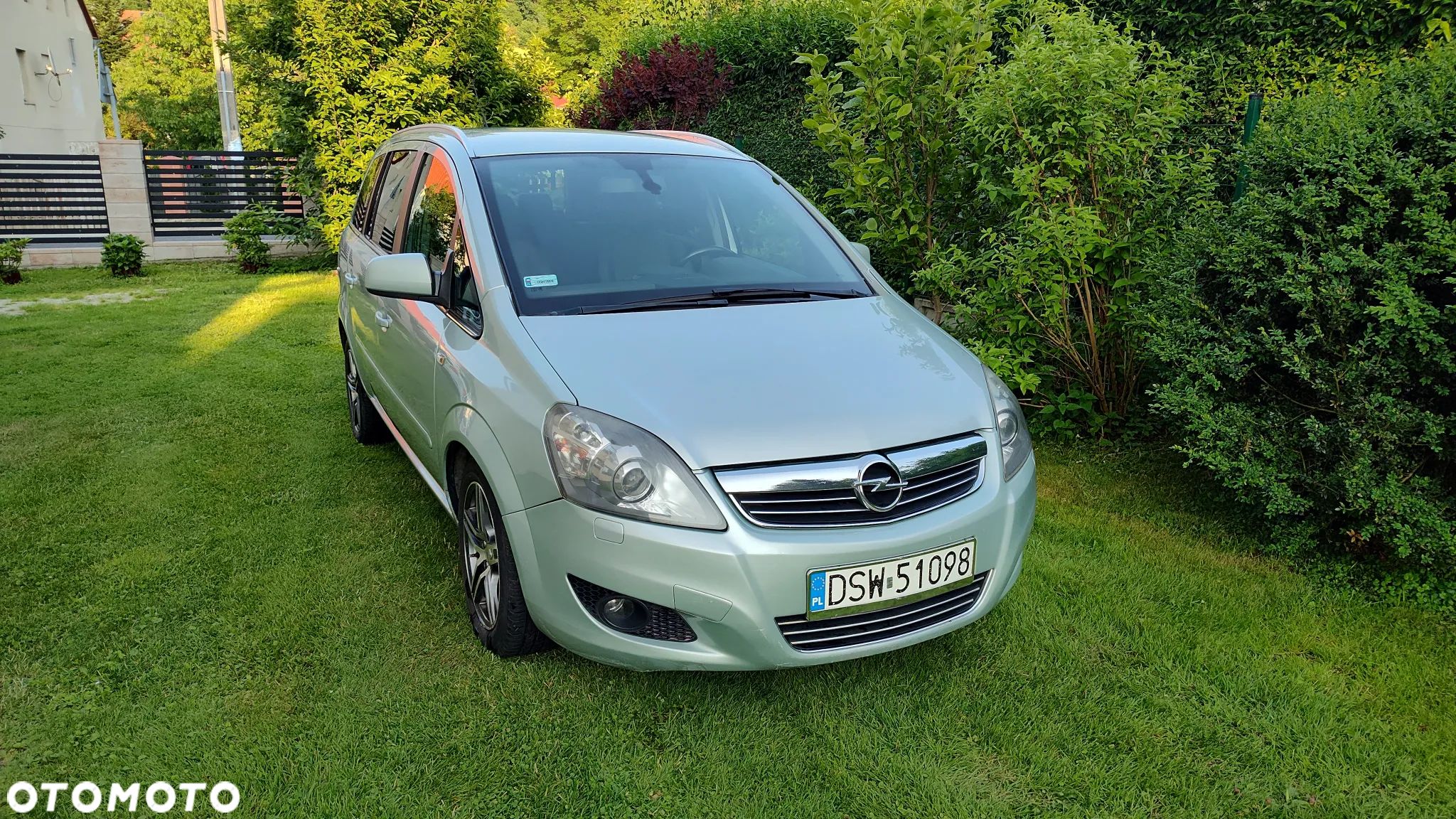 Opel Zafira - 1