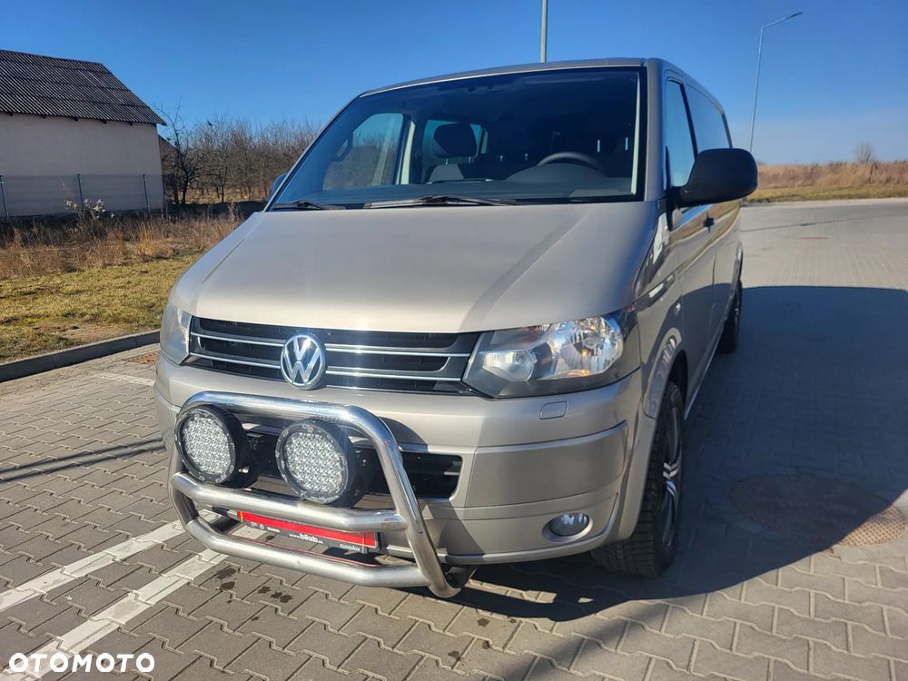 Volkswagen Transporter - 2