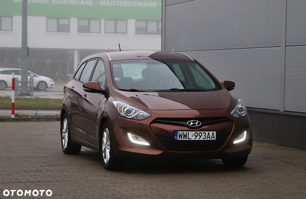Hyundai i30 1.6 GDI Premium - 9