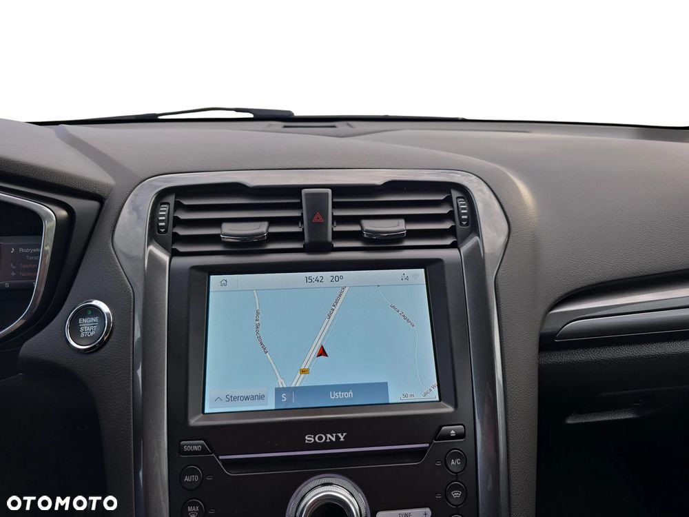 Ford Mondeo 2.0 Hybrid Titanium - 19