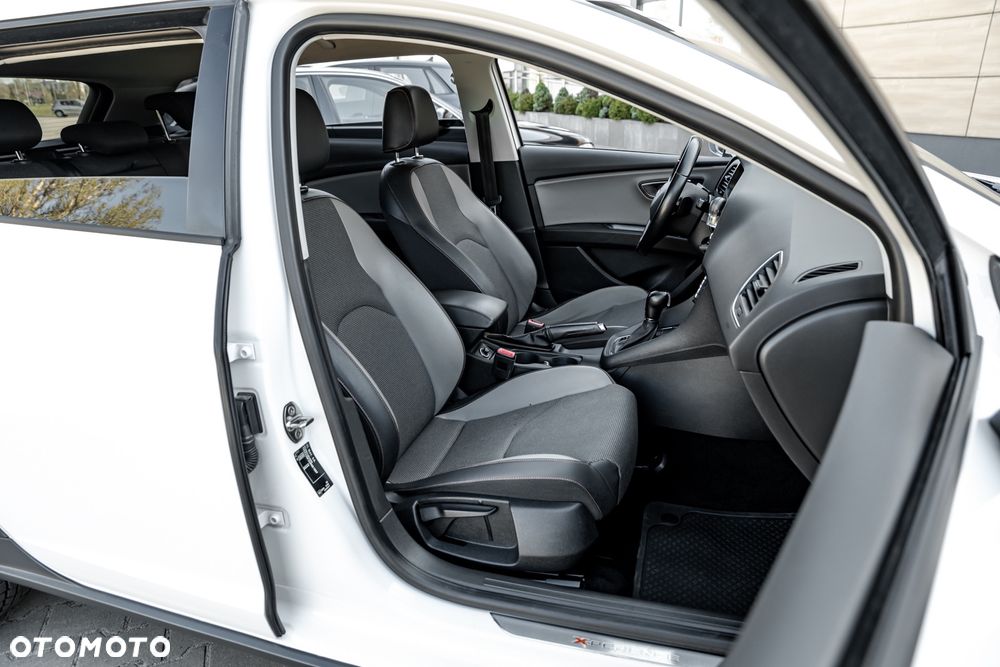 Seat Leon Sportstourer 2.0 TDI Start&Stop 4Drive DSG X-Perience - 25