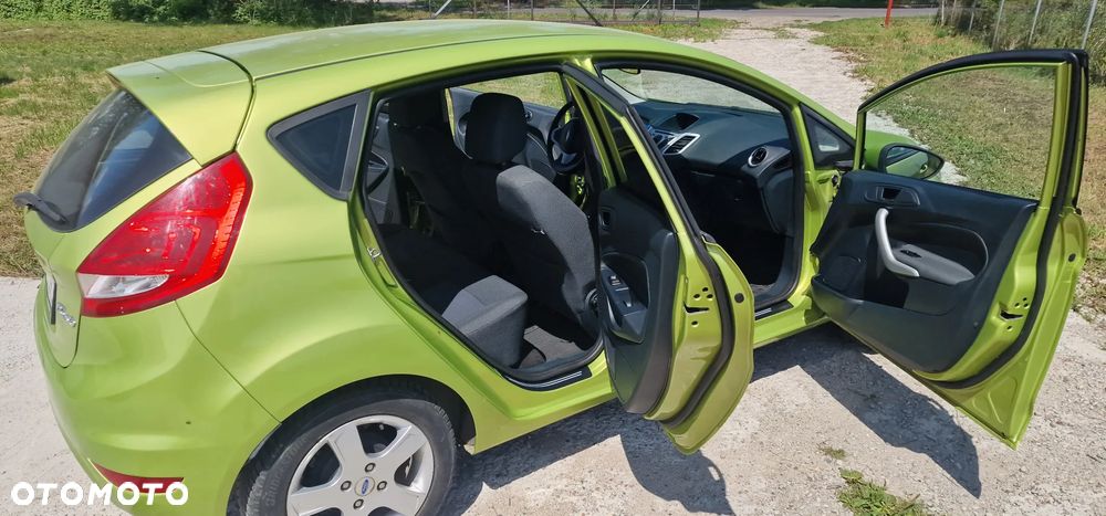Ford Fiesta - 6