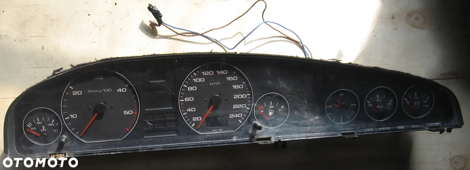 licznik AUDI A6 C4 2.5 TDI - 4