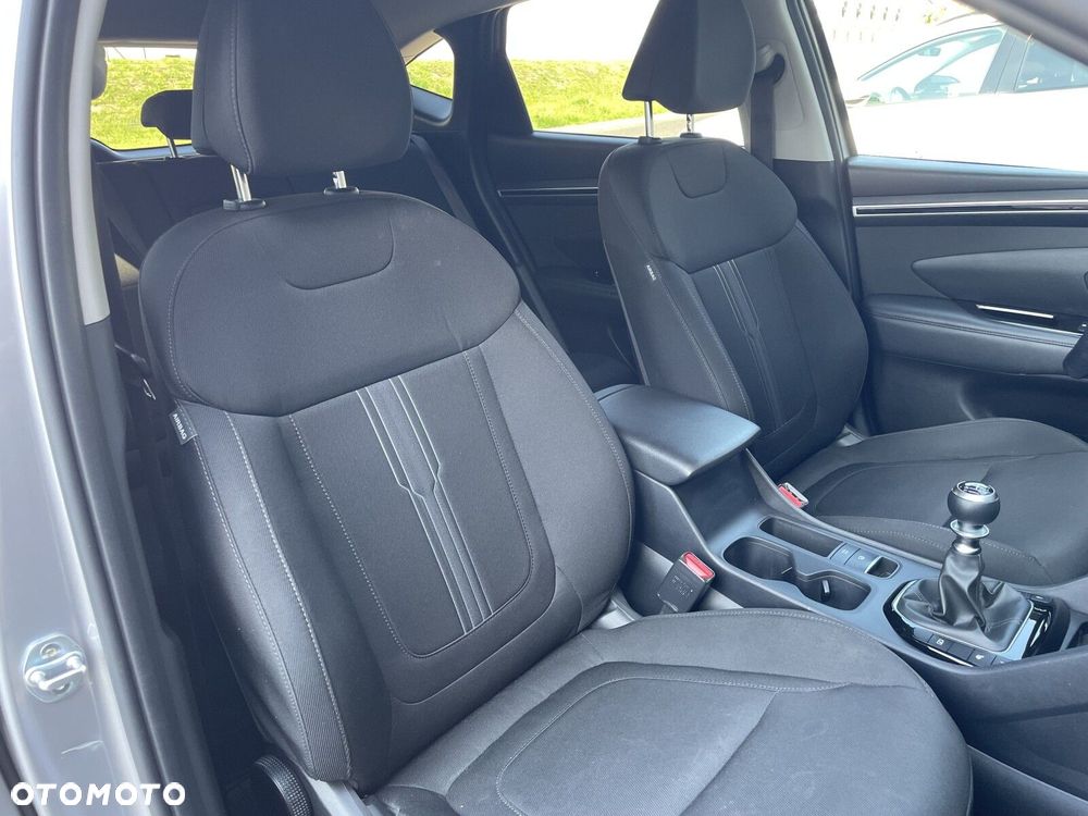 Hyundai Tucson 1.6 T-GDi Executive 2WD - 26