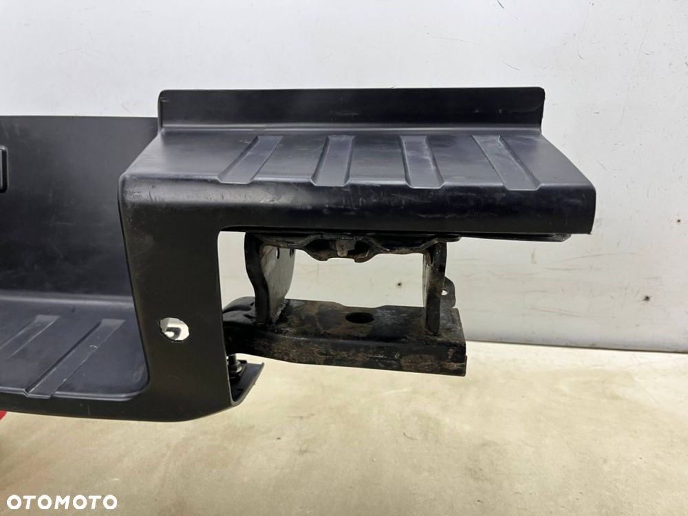 Zderzak tylny Isuzu D-Max DMax 3 Mazda BT-50 BT50 III 19r- nakładka zderzaka stopień PDC tylna belka - 10
