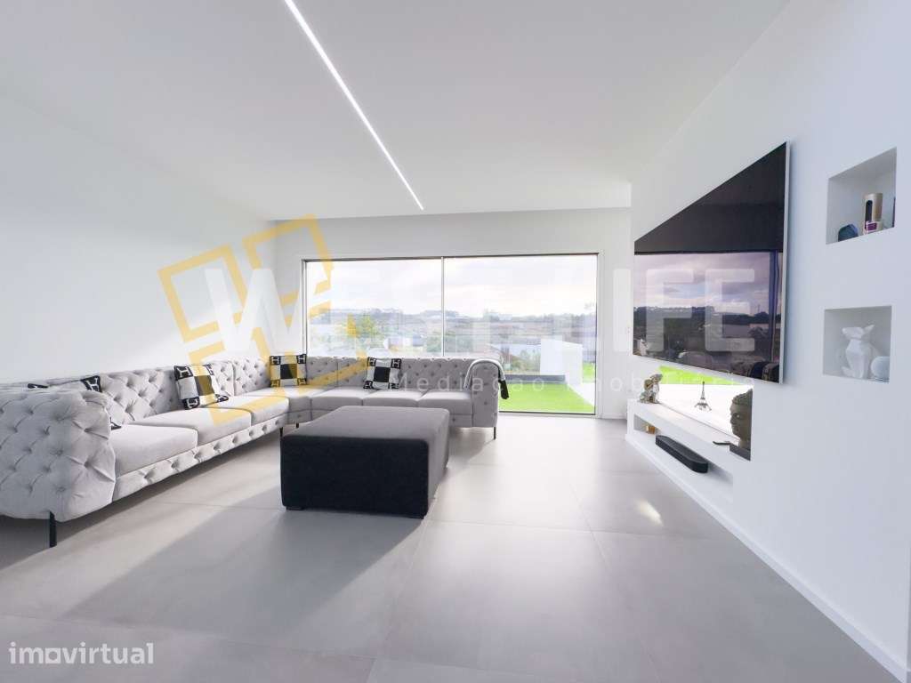Magnifica moradia T3 de arquitetura contemporânea em Mafra como NOVA - Grande imagem: 2/36