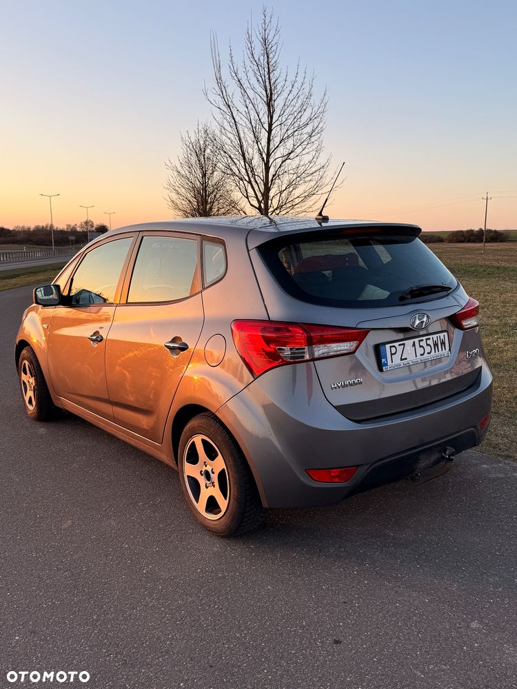 Hyundai ix20 - 10