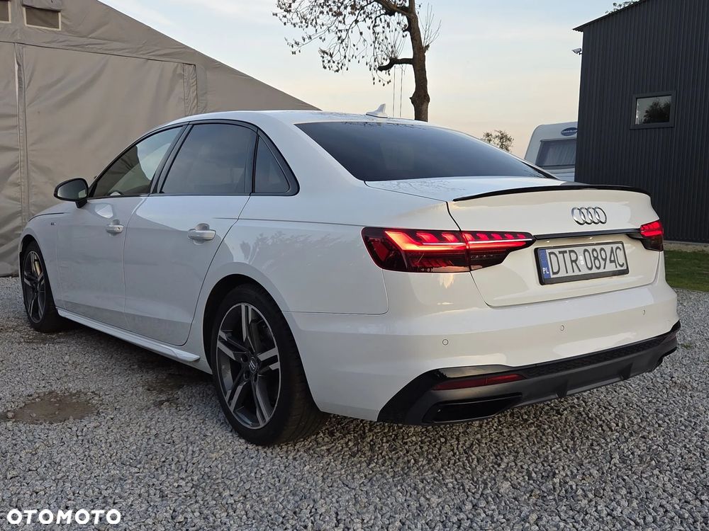 Audi A4 Limousine 35 TFSI mHEV S Line S tronic - 25