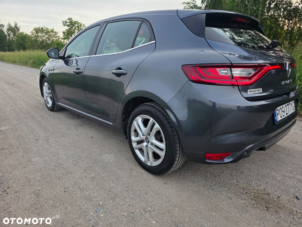 Renault Megane 1.5 Blue dCi Intens - 10