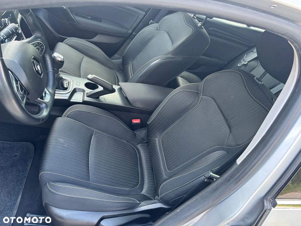 Renault Megane BLUE dCi 115 ZEN - 11