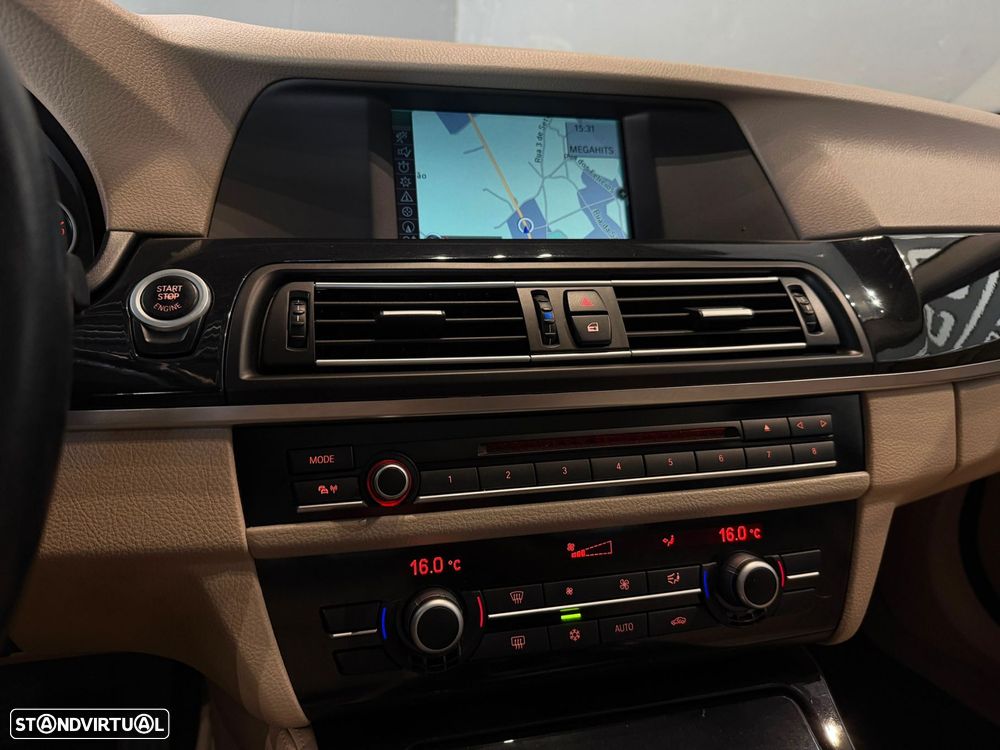 BMW 520 d Line Luxury Auto - 19