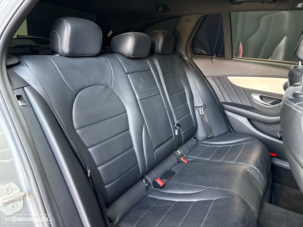 Mercedes-Benz C 220 d 4Matic Station 7G-TRONIC AMG Line - 37