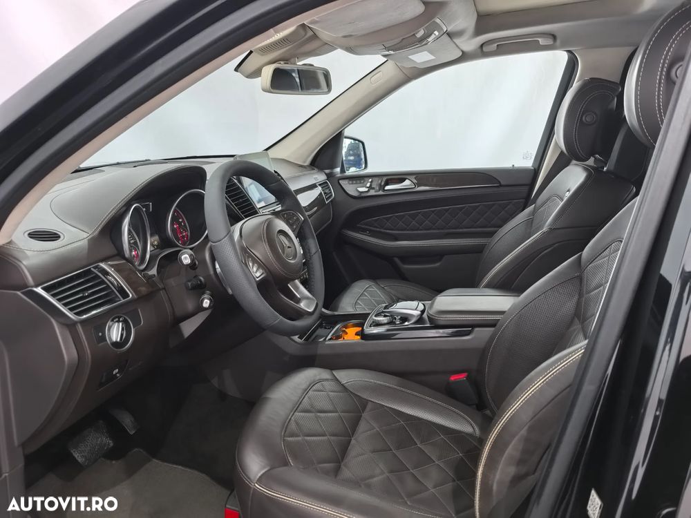 Mercedes-Benz GLS - 9