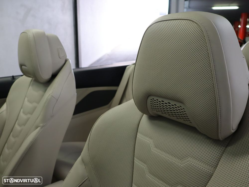 BMW 840 i Pack M - 30