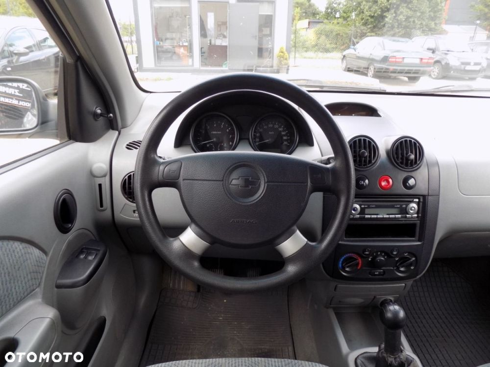 Chevrolet Aveo - 6
