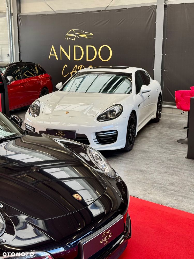 Porsche Panamera GTS - 27