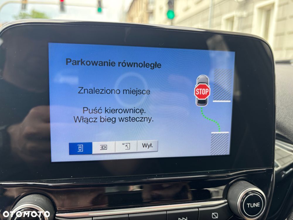 Ford Fiesta 1.0 EcoBoost Titanium - 9