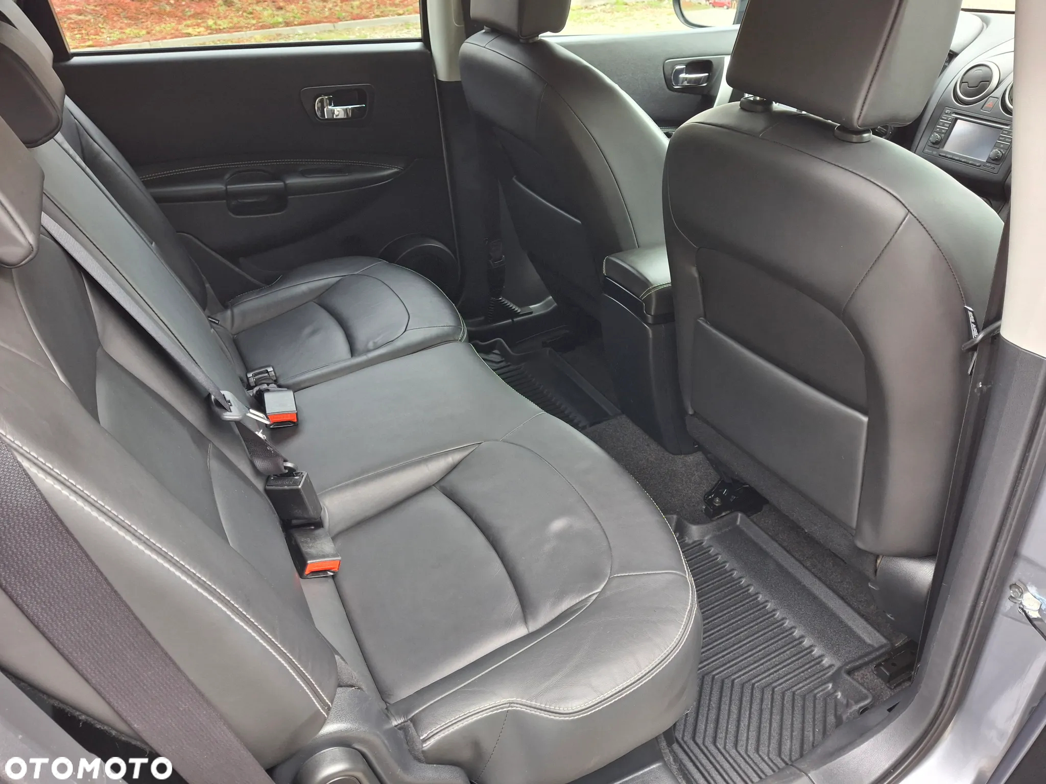 Nissan Qashqai+2 2.0 Acenta - 29