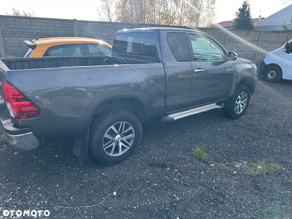 Toyota Hilux 4x4 Double Cab Duty Comfort - 13