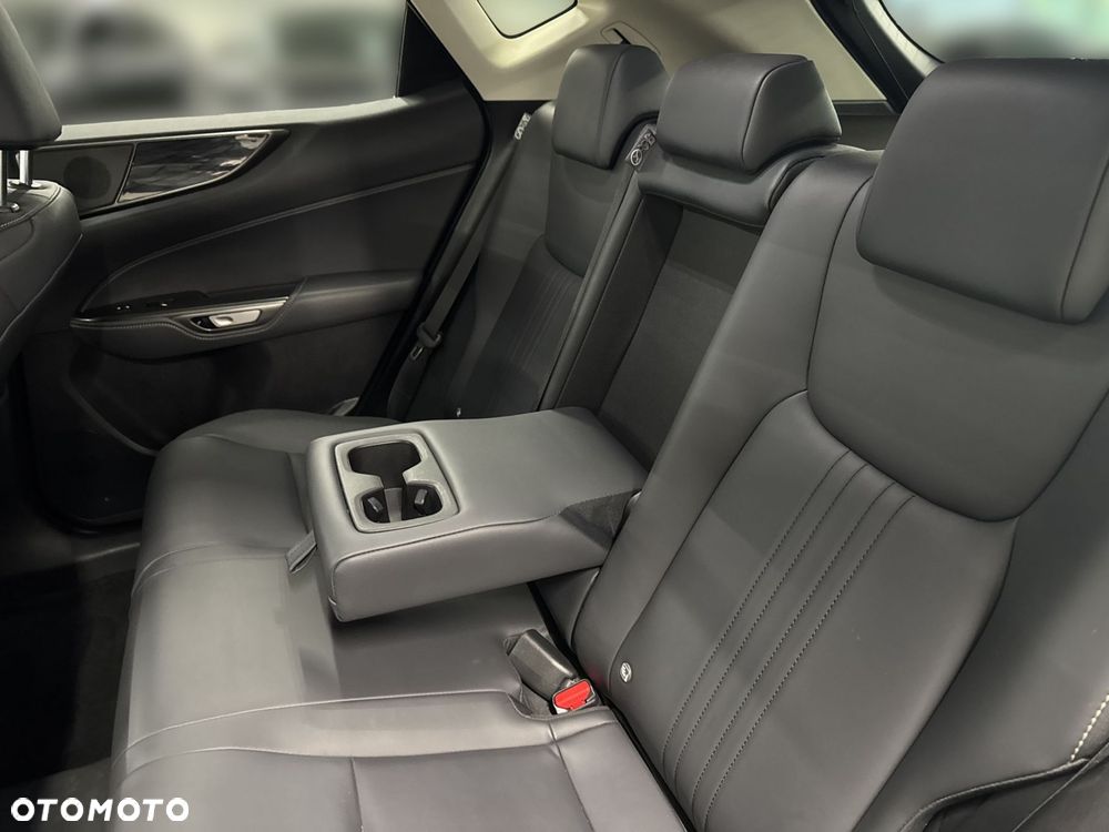 Lexus NX - 11