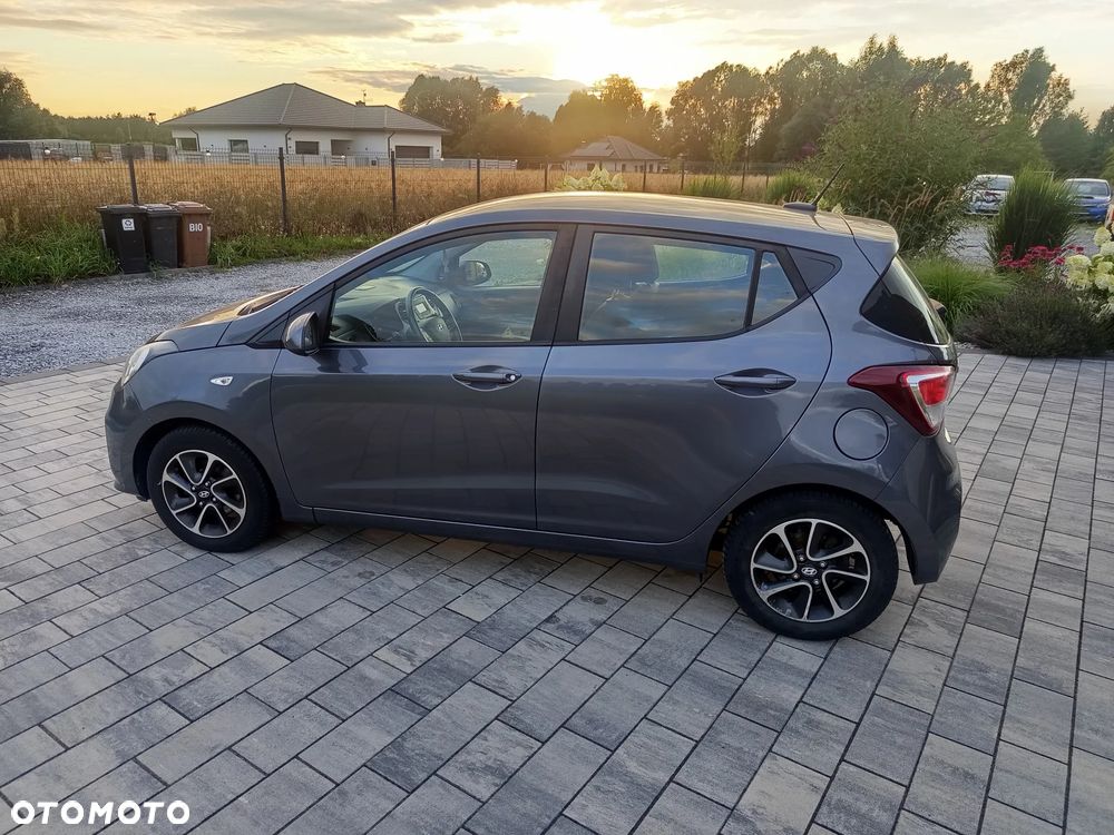 Hyundai i10 1.0 - 4